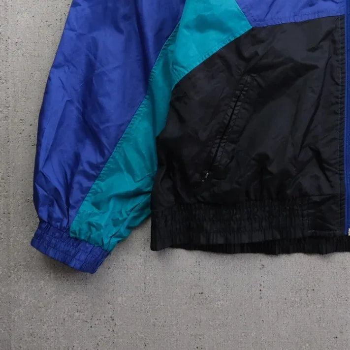 Adidas Jacket (XL) Bottom Left